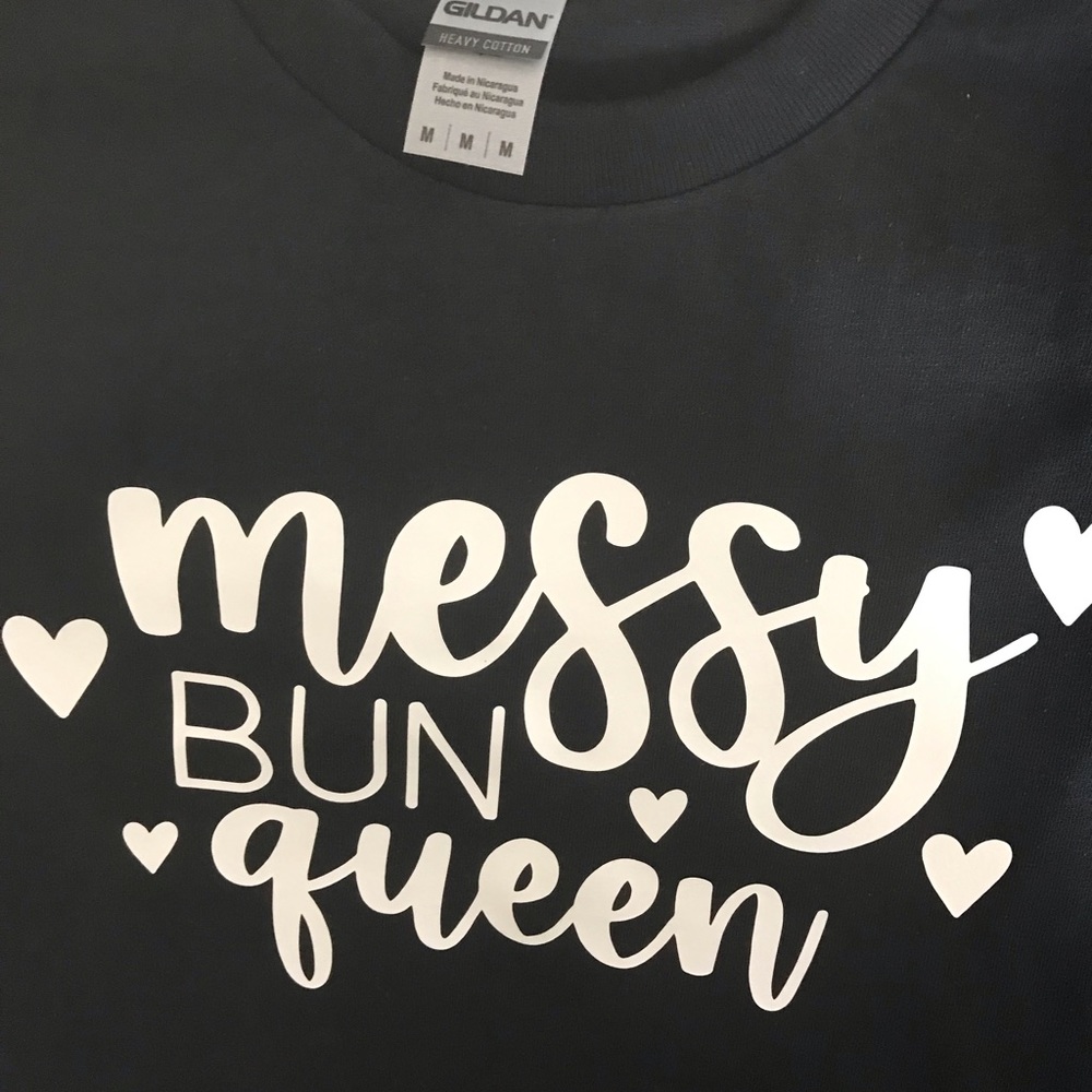 Messy bun queen